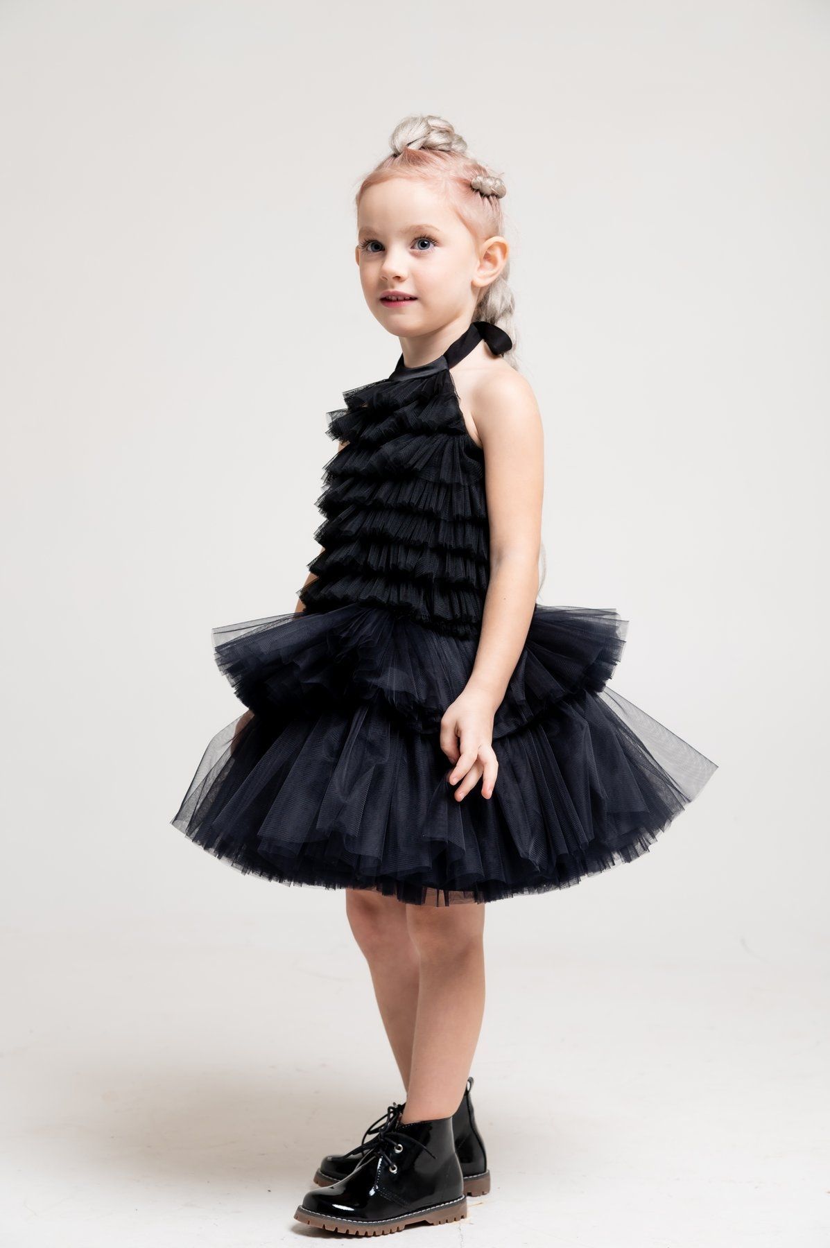Fluffy tulle dress for girls "Selena" with ruffles on a cotton lining. Perfect for graduation, birthdays, and photo shoots. Color: black. Size: 86