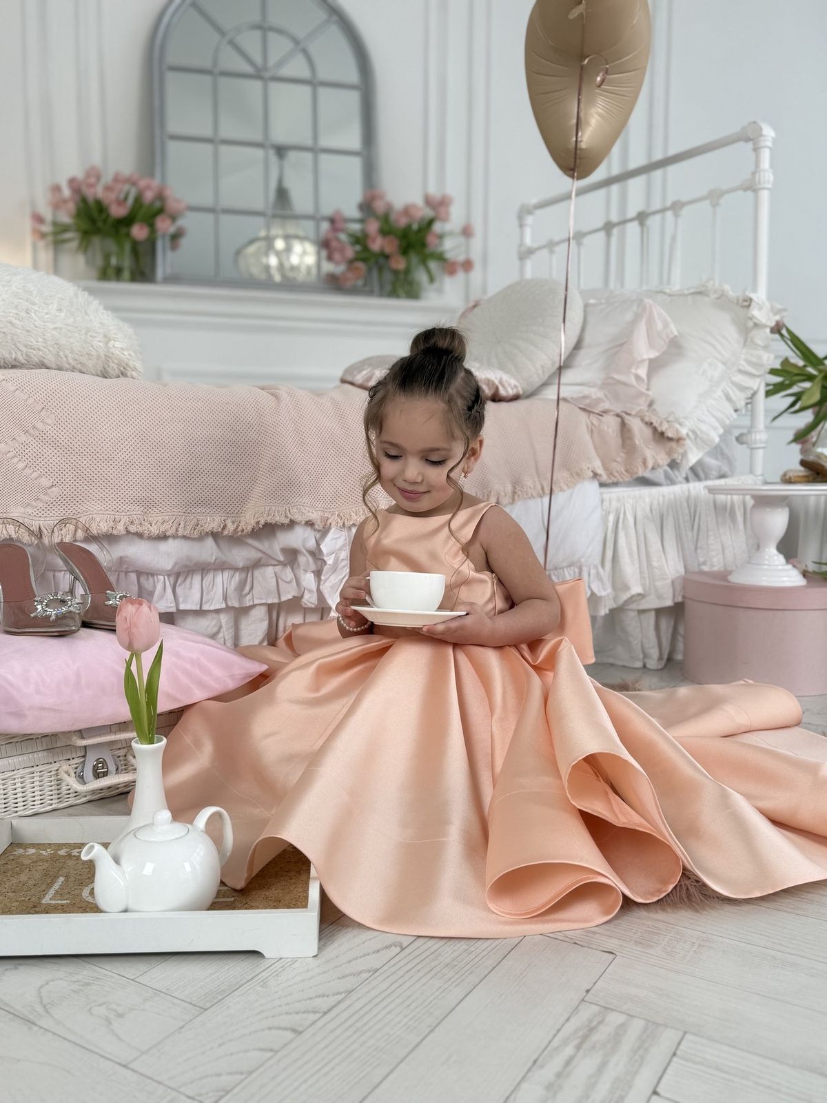 Festive dress for girls "Light Queen" with a train, a large bow, and a fluffy skirt. Perfect for graduation, birthdays, and photo shoots. Color: peach. Size: 86